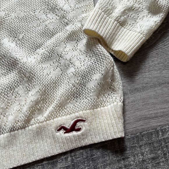 Hollister Ivory Cream Lace Cardigan Sweater with Floral Details Size Small - Picture 5 of 10